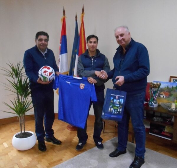 Пријем подршке и признања младом Адриану